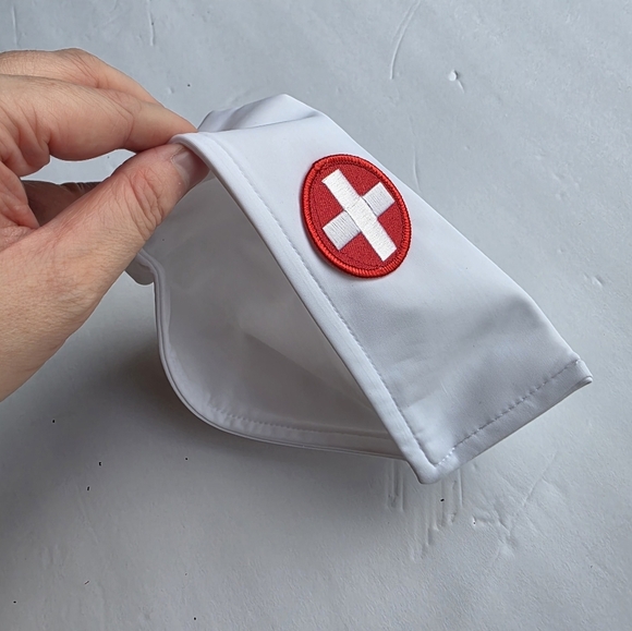 Rubie's Red & White Nurse Feelgood Costume Size Medium - Picture 10 of 12